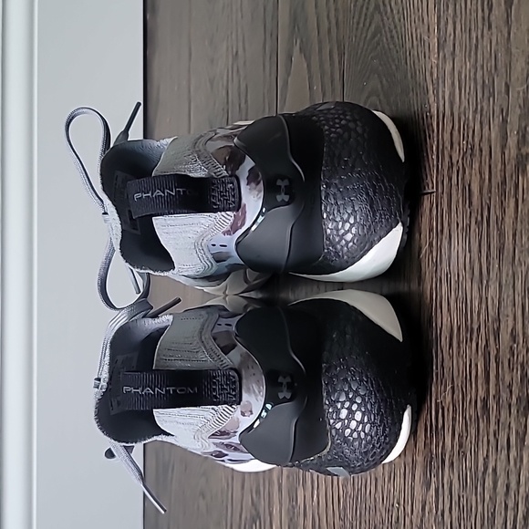 Under Armour Phantom Hovr leapard print sneakers w size 10 NWOB - Picture 9 of 10